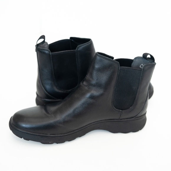 Vionic. New! Waterproof Evergreen Ankle Boots. - Picture 9 of 13
